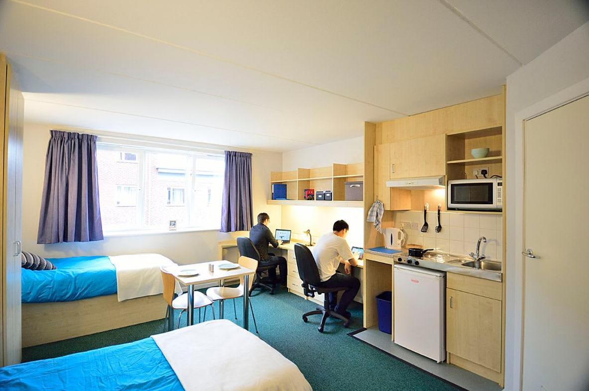 Broadgate Park Beeston Nottingham Apartamento Exterior foto